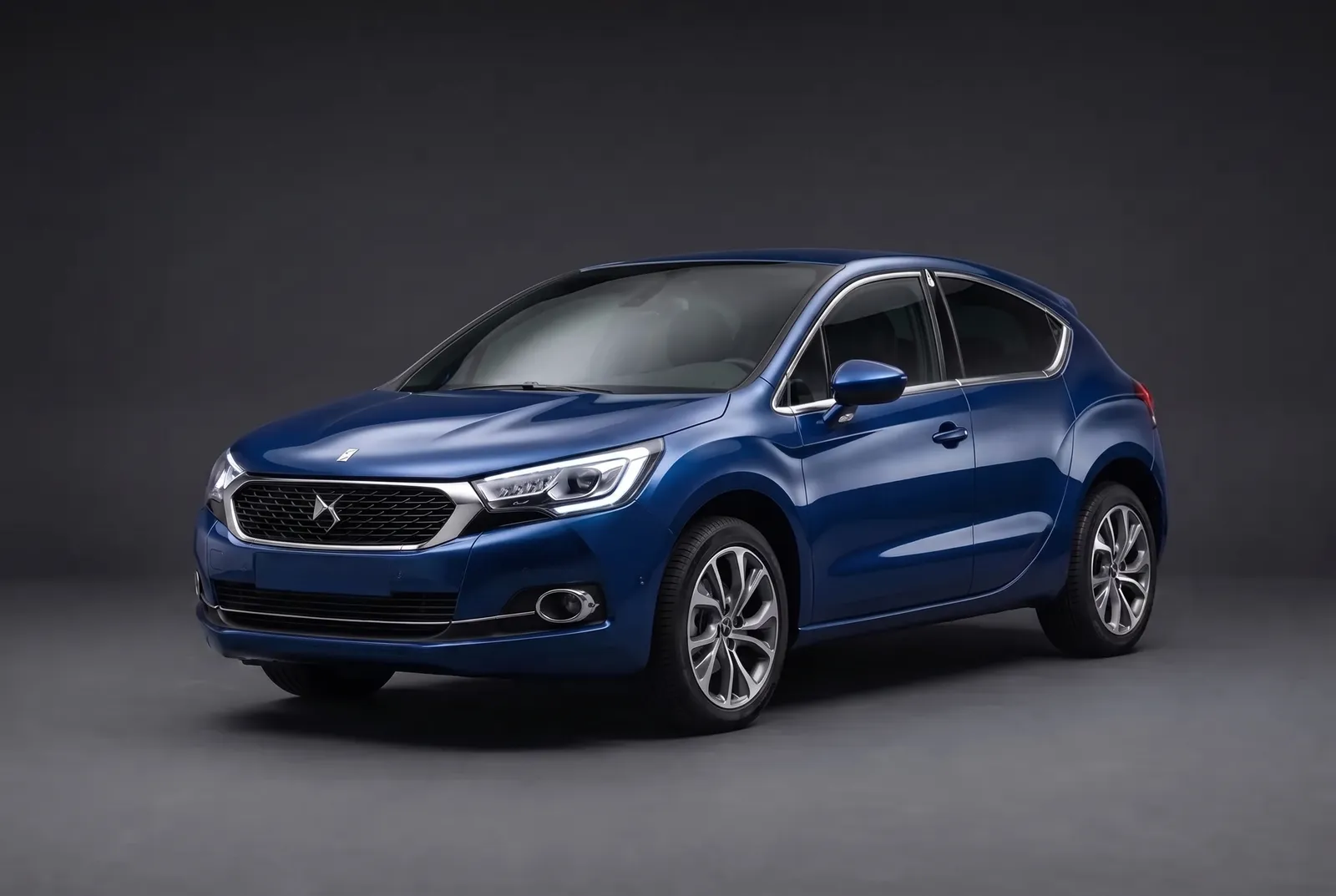 DS DS 4