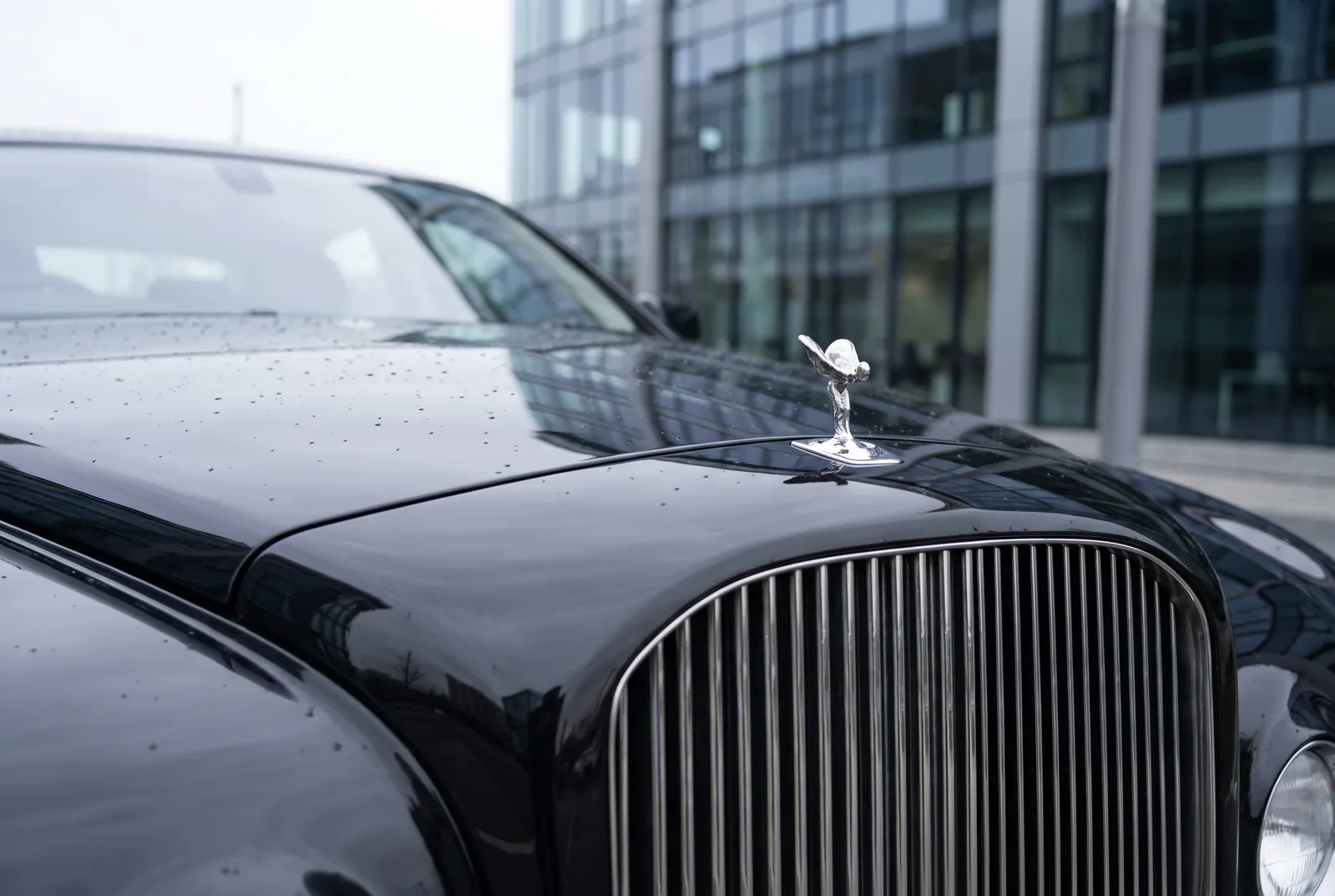 Detail van een Rolls-Royce Phantom